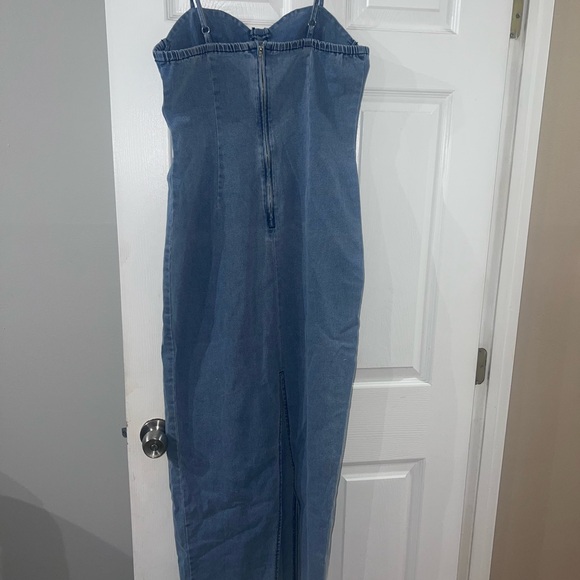 Maxi Jean Dress - Picture 4 of 4